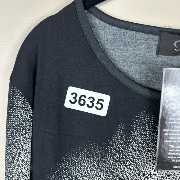 NF comfortable clothing black / white free size 22-1/2 p2p 31” length NWT - Picture 4 of 7